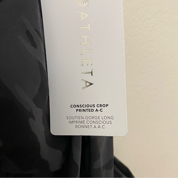 Athleta Camouflage Conscious Crop Top Size M - Picture 8 of 8